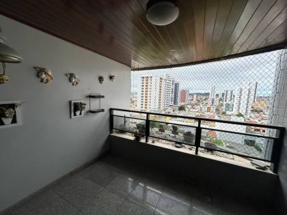 Apartamento à venda no Residencial Roberto Burle Marx Mauricio de Nassau em Caruaru