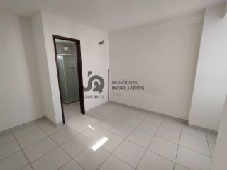 Apartamento à venda no Plaza Condomínio Club bairro Mauricio de Nassau em Caruaru
