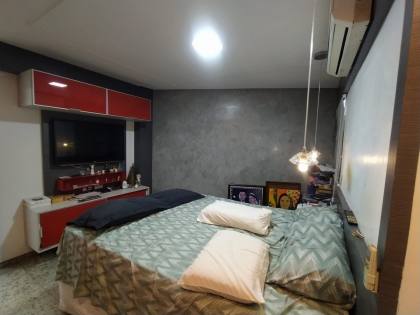 Apartamento à venda no Edf. San Marino no bairro Mauricio de Nassau em Caruaru