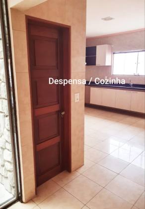 Casa para alugar no bairro Universitário em Caruaru