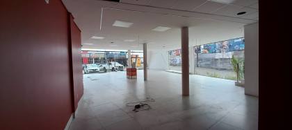 Ponto Comercial Para Alugar na Avenida Agamenon Magalhães no bairro Mauricio de Nassau em Caruaru