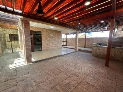 Casa para alugar no bairro Petrópolis em Caruaru