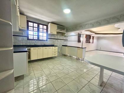 Casa para alugar no bairro Petrópolis em Caruaru