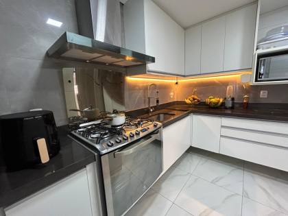 Apartamento à venda no Ed. Luisa Maciel bairro Mauricio de Nassau em Caruaru