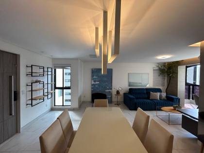 Apartamento à venda no Ed. Luisa Maciel bairro Mauricio de Nassau em Caruaru