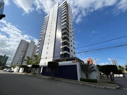 Apartamento à venda no Ed. Luisa Maciel bairro Mauricio de Nassau em Caruaru