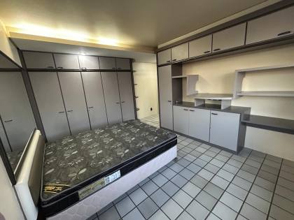 Apartamento à venda no Edf. Villa Lobos no bairro Universitário em Caruaru