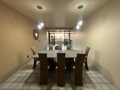 Apartamento à venda no Edf. Villa Lobos no bairro Universitário em Caruaru