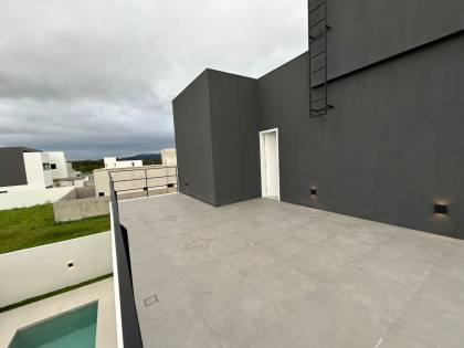Casa à venda no Condomínio Terras Alpha Caruaru