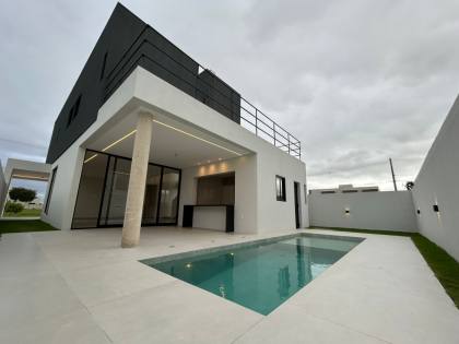 Casa à venda no Condomínio Terras Alpha Caruaru