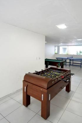 Apartamento à venda no Edifício Mont Serrat no Mauricio de Nassau em Caruaru