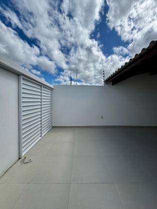 Casa à venda no bairro Luiz Gonzaga em Caruaru