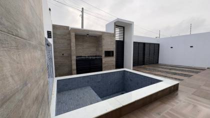 Casa à venda no bairro Luiz Gonzaga em Caruaru