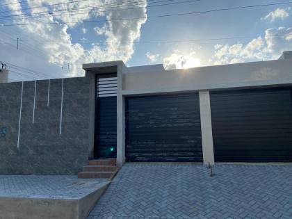 Casa à venda no bairro Luiz Gonzaga em Caruaru