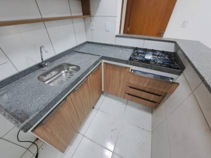 Apartamento para alugar no Ed. Ville Parisis Residence bairro Universitário em Caruaru