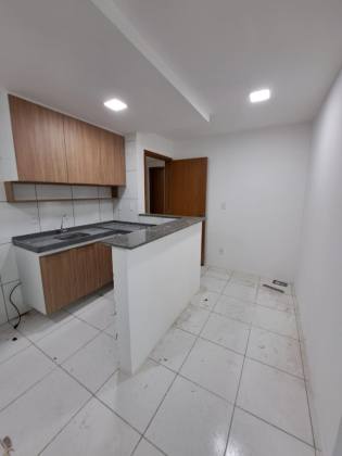 Apartamento para alugar no Ed. Ville Parisis Residence bairro Universitário em Caruaru