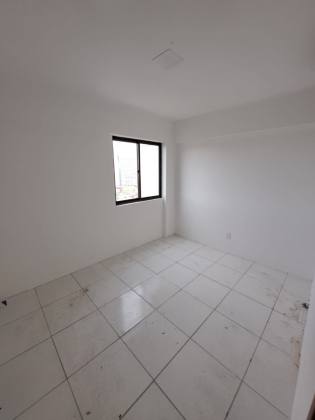 Apartamento para alugar no Ed. Ville Parisis Residence bairro Universitário em Caruaru
