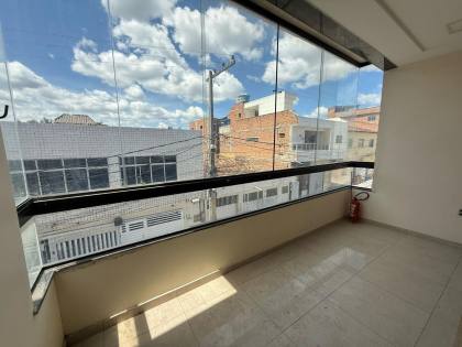 Prédio Comercial Para Alugar no bairro Salgado em Caruaru