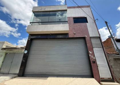 Prédio Comercial Para Alugar no bairro Salgado em Caruaru