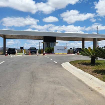 Lote à venda no Condomínio Terras Alpha em Caruaru