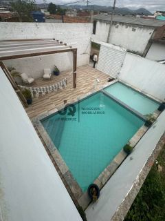 Casa à venda no bairro Maria Auxiliadora Caruaru