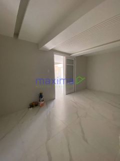 Ponto Comercial com 2 pavimentos em frente ao Iate Clube Aracaju