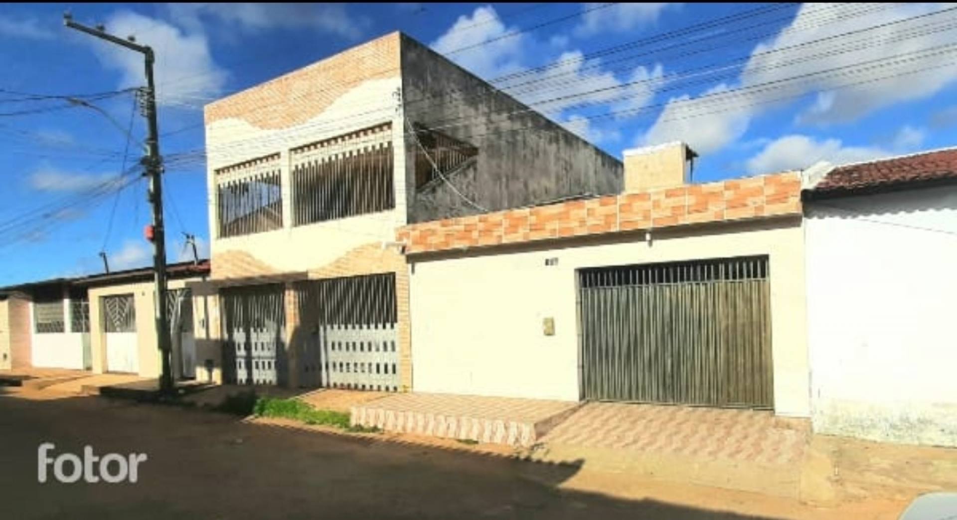 BELA CASA 3/4 suíte e Closet no Eduardo Gomes