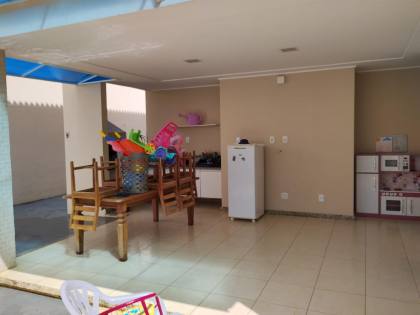 Casa à Venda no Condomínio São Lourenço, Aruana! A.C