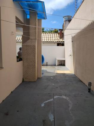 Casa à Venda no Condomínio São Lourenço, Aruana! A.C