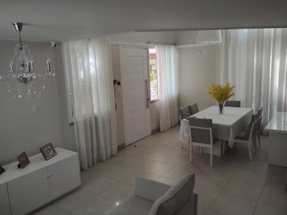 Casa à Venda no Condomínio São Lourenço, Aruana! A.C