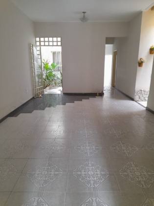 Casa à Venda no Bairro Suissa!