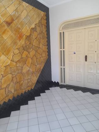 Casa à Venda no Bairro Suissa!