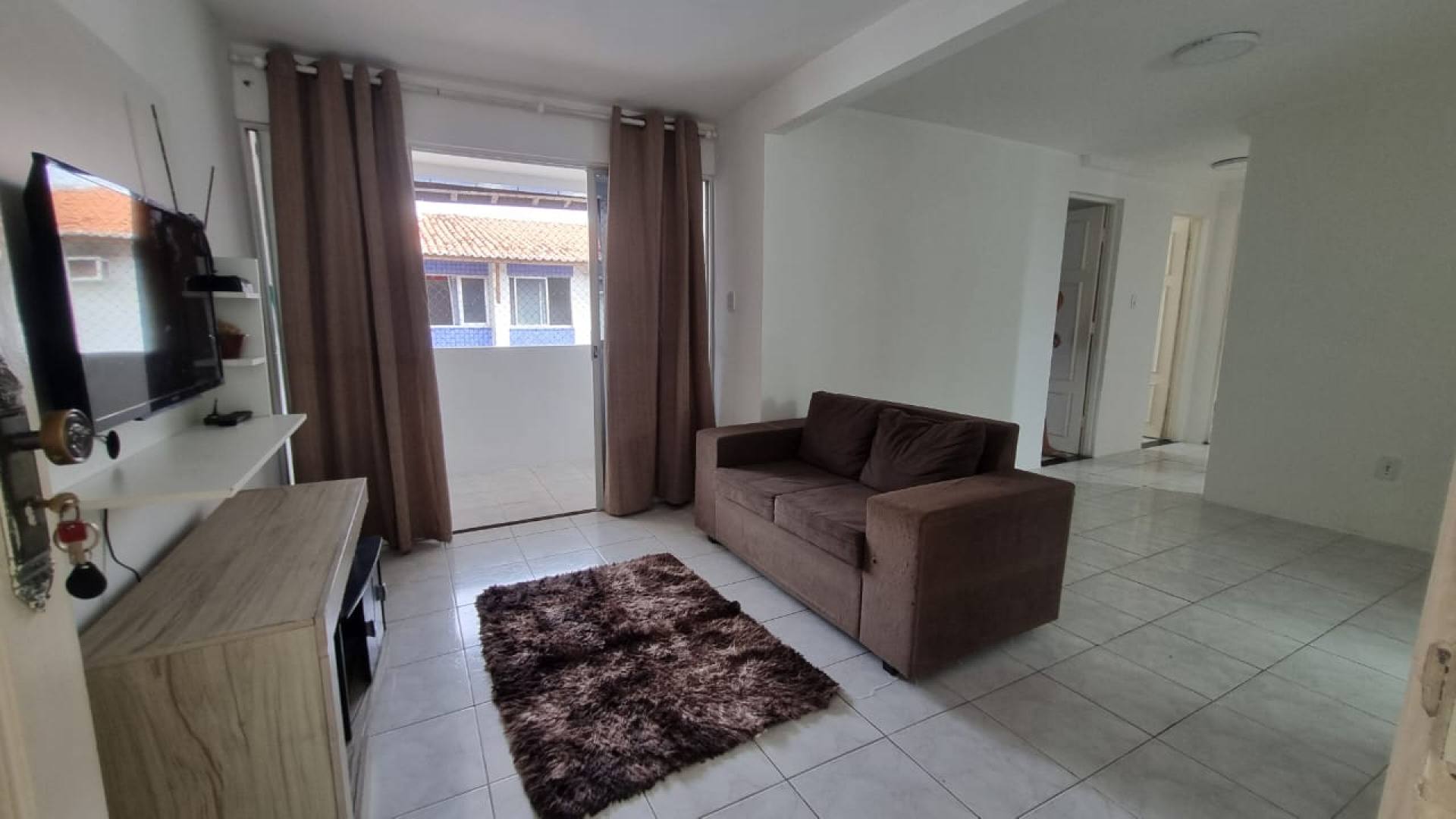 Apartamento No Condomínio  Farol da Barra ! A.C
