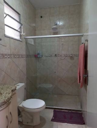 Casa à Venda | 3 Quartos com Suíte – 2 Vagas | Localização Excelente!