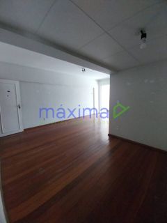 Apartamento de 3 Quartos à Venda no Edifício Nice – Localização Privilegiada no Treze de Julho