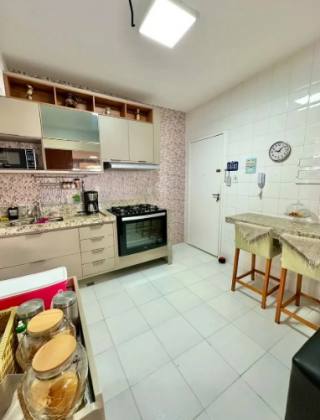 Apartamento Reformado à Venda no Condomínio Lausanne – Bairro Luzia