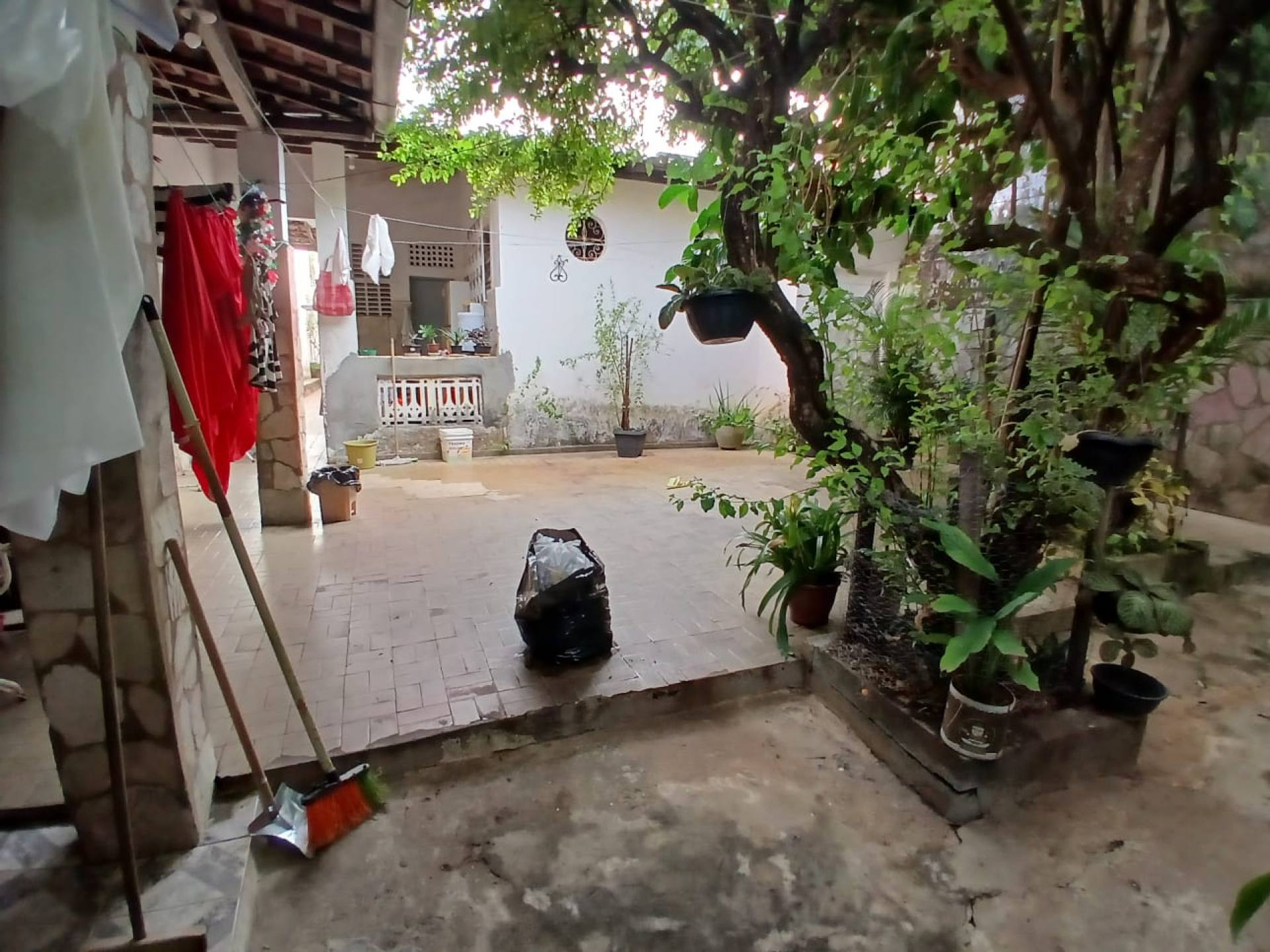 Casa de Com Área Verde Privativa no Suíça