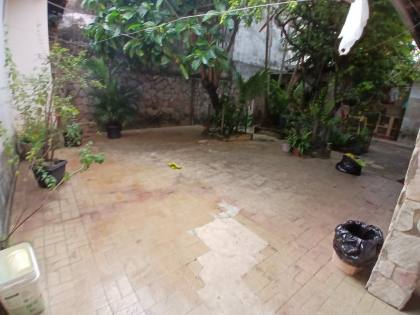 Casa de Com Área Verde Privativa no Suíça