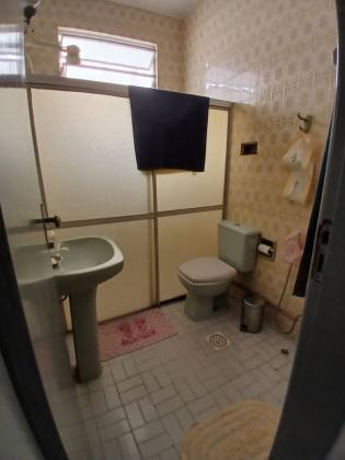 Casa de Com Área Verde Privativa no Suíça