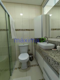 Casa duplex à venda no Condomínio Biratan Carvalho