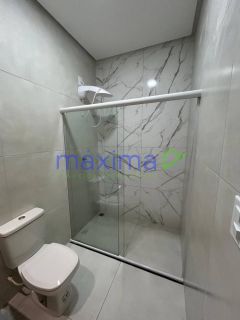 Linda casa com 2/4 sendo 1 suíte