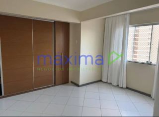 Apartamento com Vista Incrível no Edifício Del Rey
