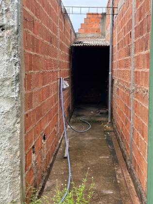 Ótima oportunidade de negócio! Terreno com 20 apartamentos em fase de acbamento!