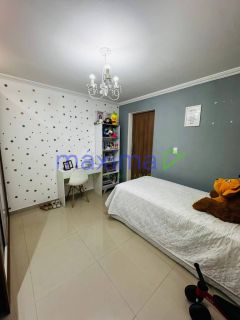 Excelente casa 4/4 com 2 pavimentos no Dom Luciano