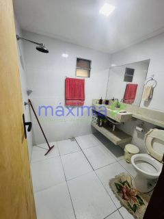 Excelente casa 4/4 com 2 pavimentos no Dom Luciano