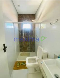 Ótima oportunidade! Casa grande 5/4, localização privilegiada!