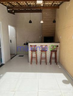 Oportunidade Incrível no Bairro Aeroporto! Casa à Venda em Condomínio Fechado com Clube Privativo!