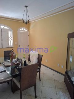 Casa Para Vender com 10 quartos 2 suítes no bairro Farolândia em Aracaju!