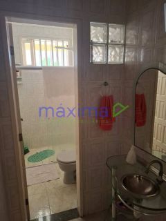 Casa Para Vender com 10 quartos 2 suítes no bairro Farolândia em Aracaju!