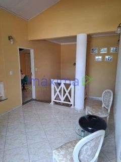 Casa Para Vender com 10 quartos 2 suítes no bairro Farolândia em Aracaju!